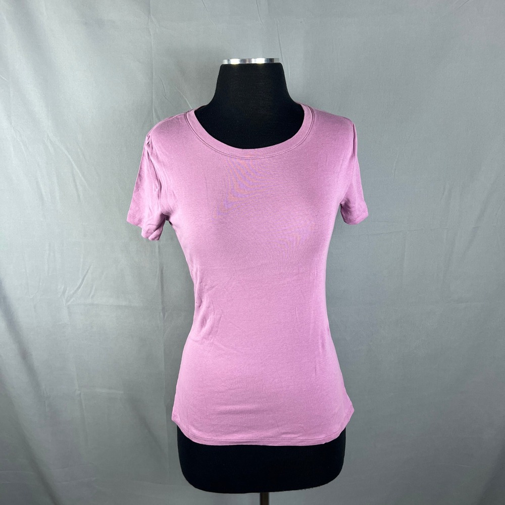 Merona The Ultimate T Shirt Womens M Orchid Purple Cotton Short Sleeve Crew Neck
